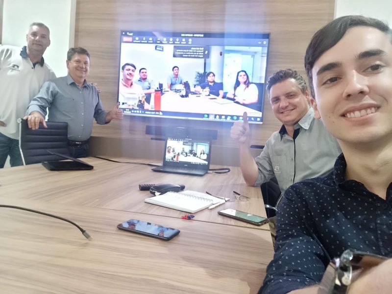 Leia mais sobre o artigo Na última semana, a Balestro fez uma reunião por vídeo conferência muito importante com o time da ELECTROPAR S.A. – Paraguai